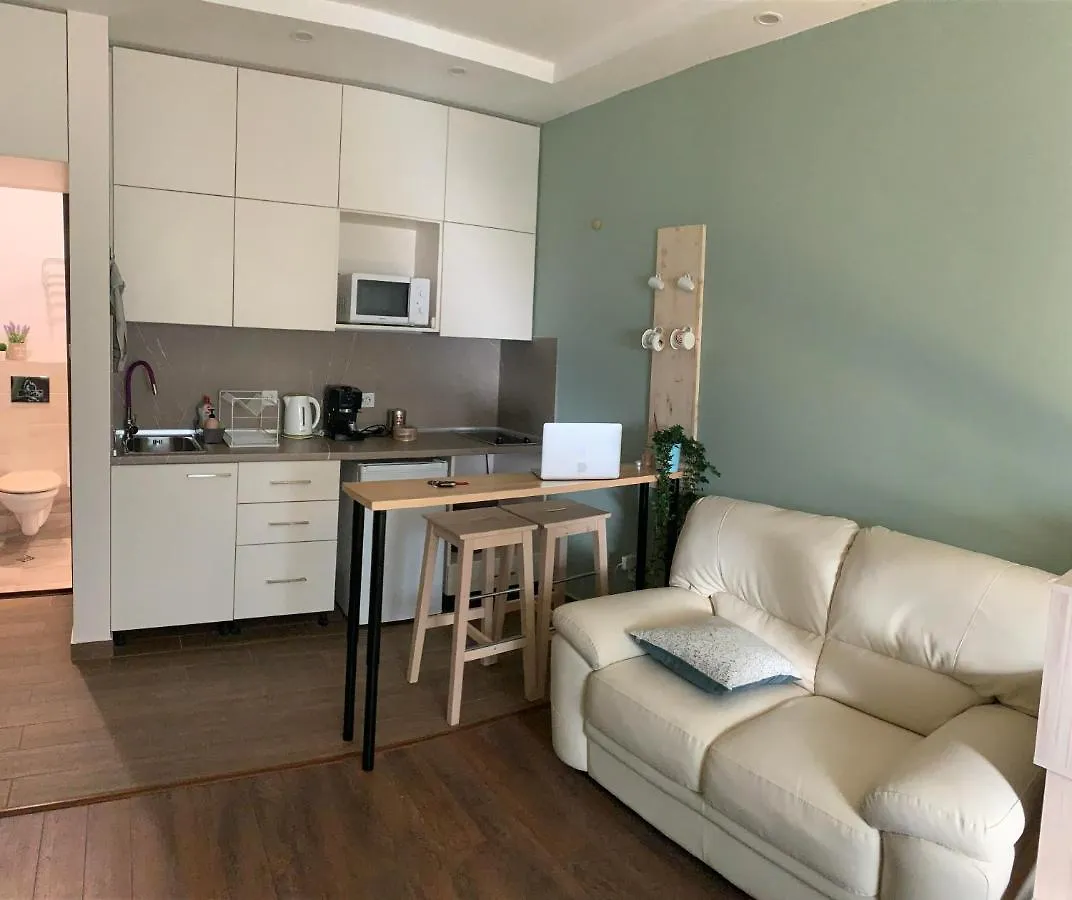 Exceptional Refurnished Studio Top Location Apartment Sofia 0*,